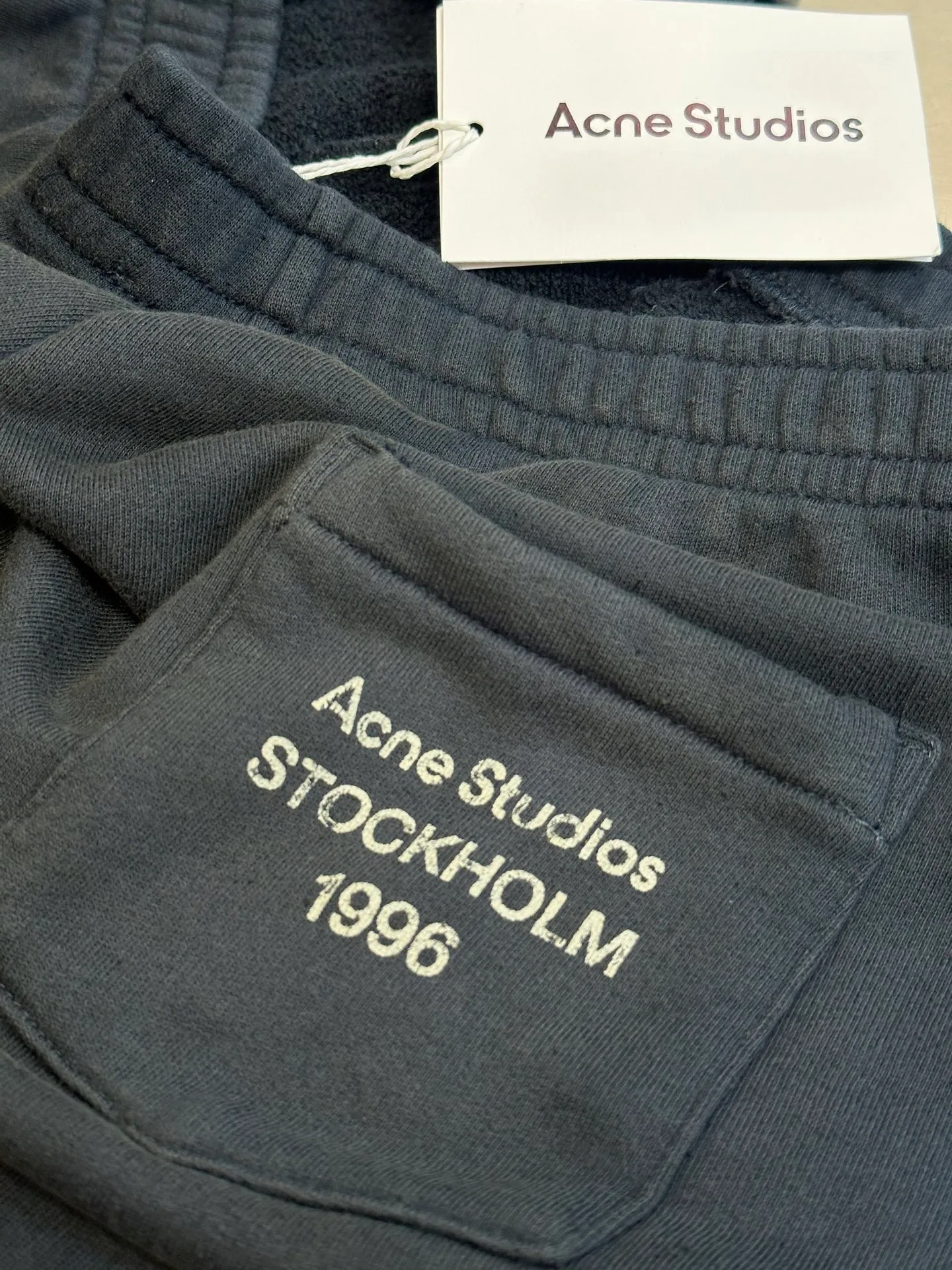 Ac Retro 32 / 12 ， g/m²。 32 ， ； 12 ， 。 ， ， 。 Retro ， 、 ， ； 、 ， 。 Retro ， 、 。 、 ， 。 ， 。 ， ， ， 。 ， ， 。 ， ， 。 。 ， ， 。 ， ， 。 ， 。 ， ， ， 。 size：xs s m l